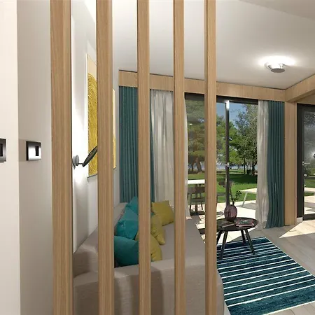 Garden Plava Laguna فندق أوماغ