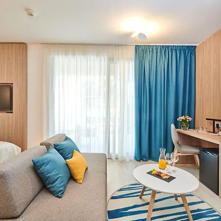 Garden Plava Laguna Hotel 4*