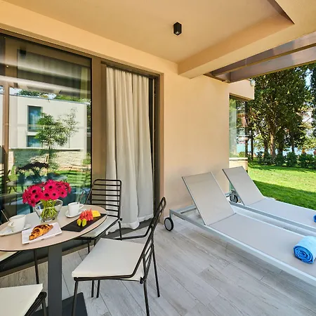 Garden Plava Laguna 4*
