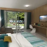 Garden Plava Laguna 호텔 우마그