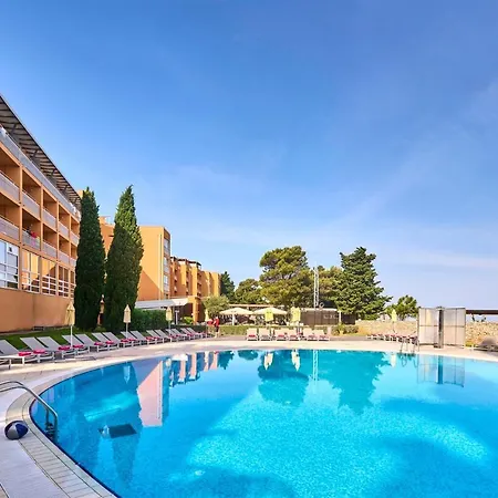 Hotel Garden Plava Laguna 4*